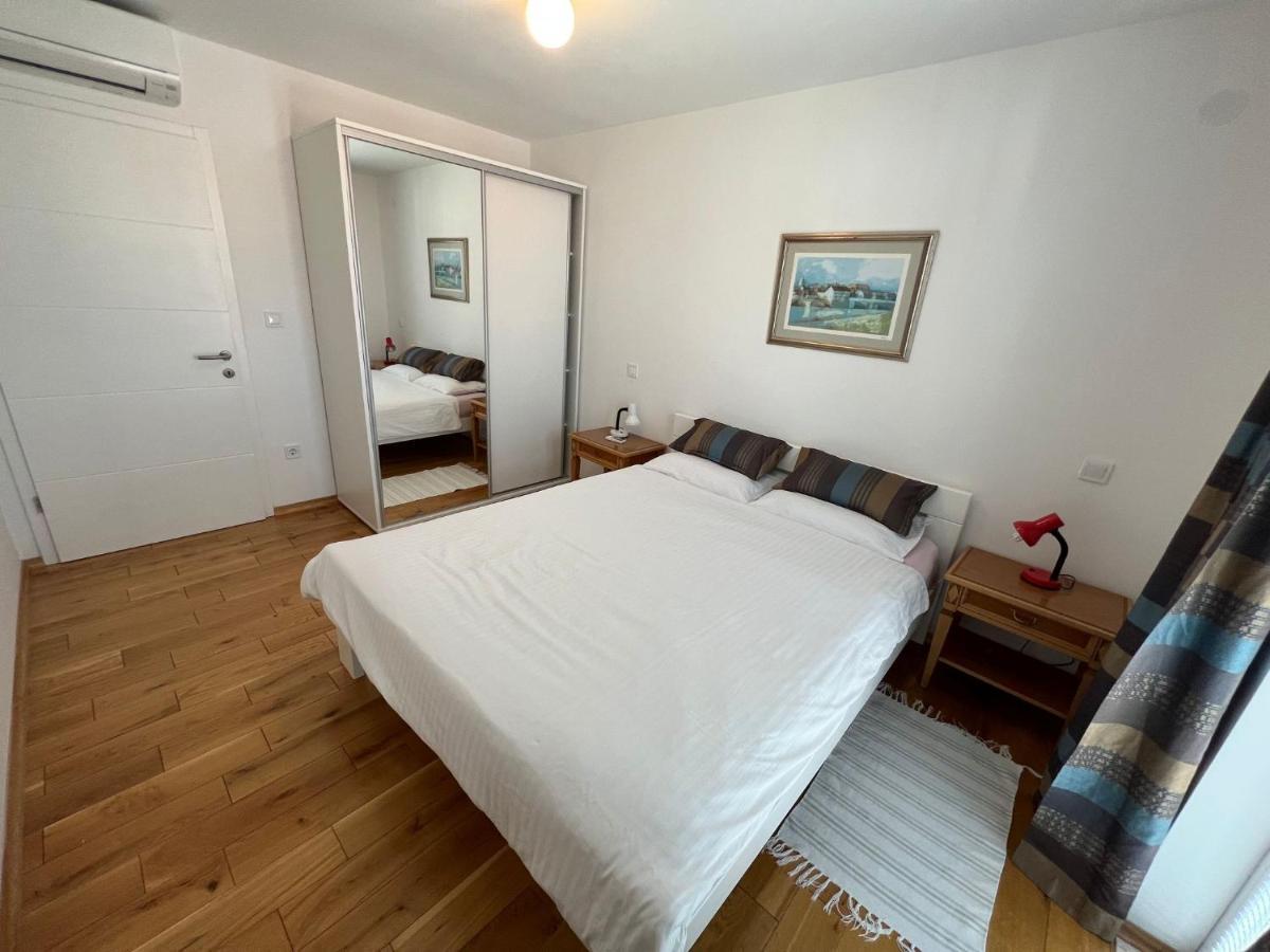 Apartman Sven Malinska Buitenkant foto