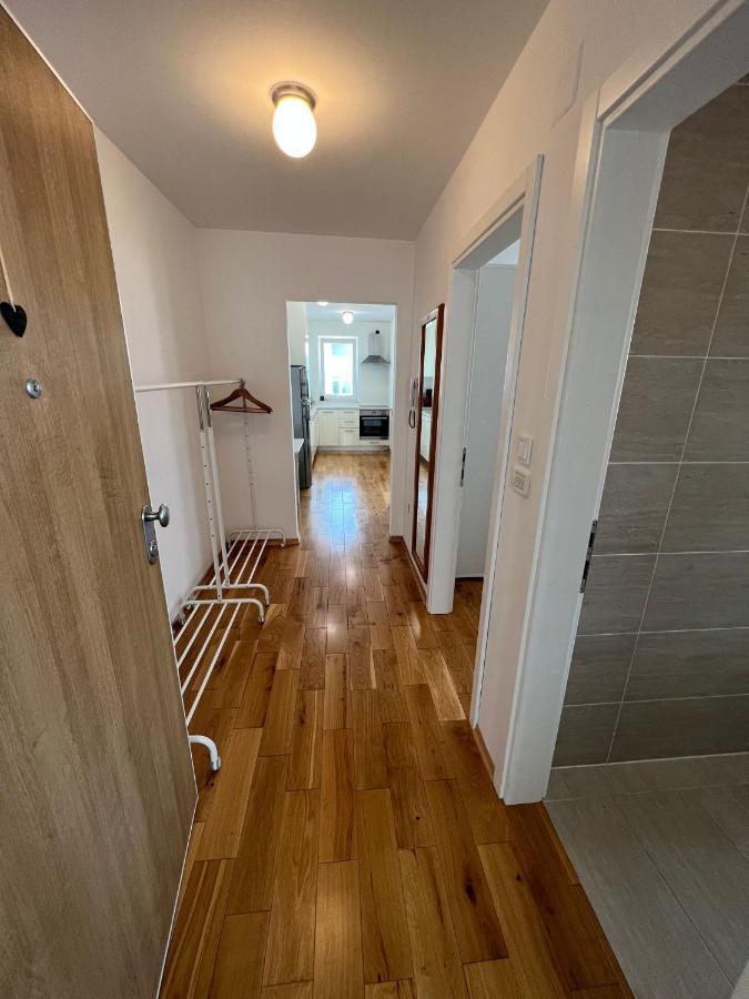 Apartman Sven Malinska Buitenkant foto